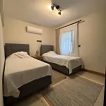 Apartment Modern Garden Flat In Bodrum