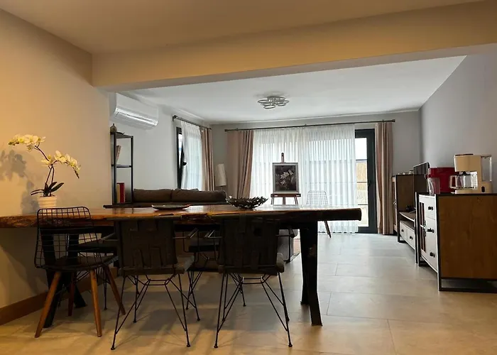 Appartamento Modern Garden Flat In